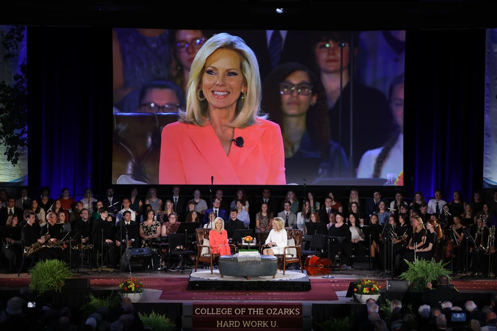 Shannon Bream at the fall convocation Be the Light