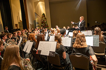 College of the Ozarks Concert Band and Jazz Ensemble to perform Christmas concert Friday, Dec. 2