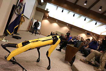 College of the Ozarks welcomed Boston Dynamics sales manager and C of O alumnus, Caleb Sylvester, to campus. Sylvester presented the first commercialized quadruped to students at College of the Ozarks